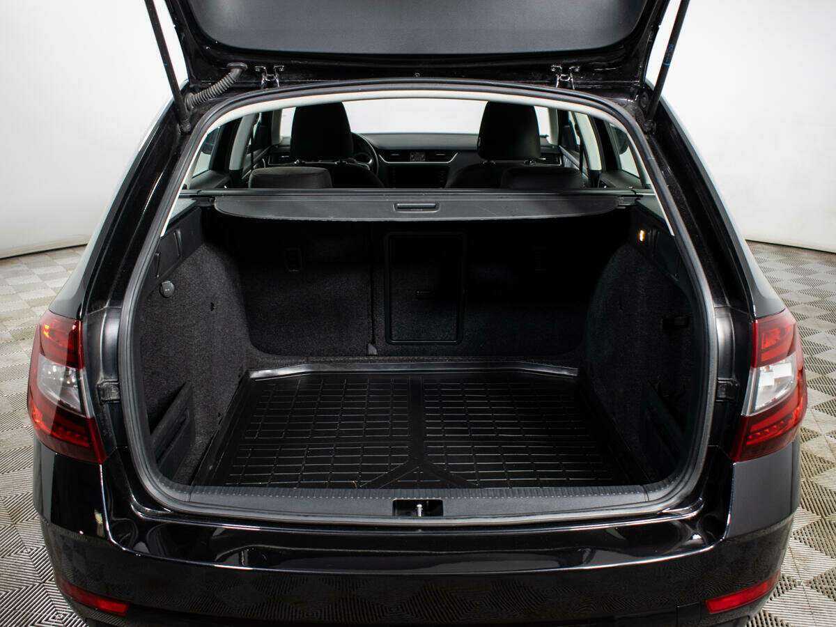 Skoda Octavia 2018 года с пробегом. Фото: #13