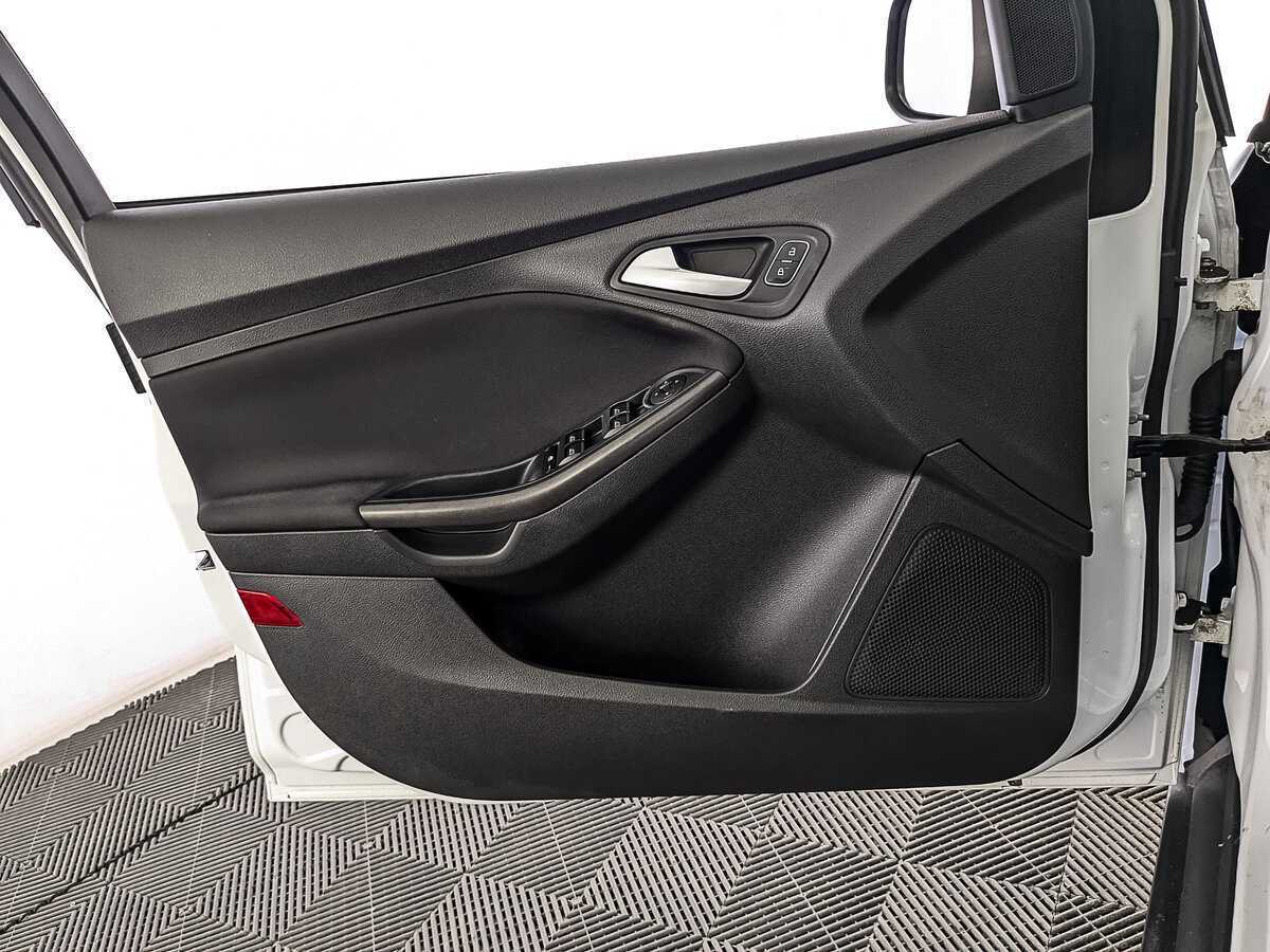 Ford Focus 2018 года с пробегом. Фото: #18