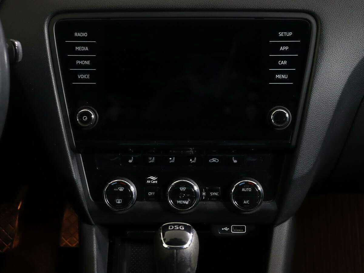 Skoda Octavia 2019 года с пробегом. Фото: #11
