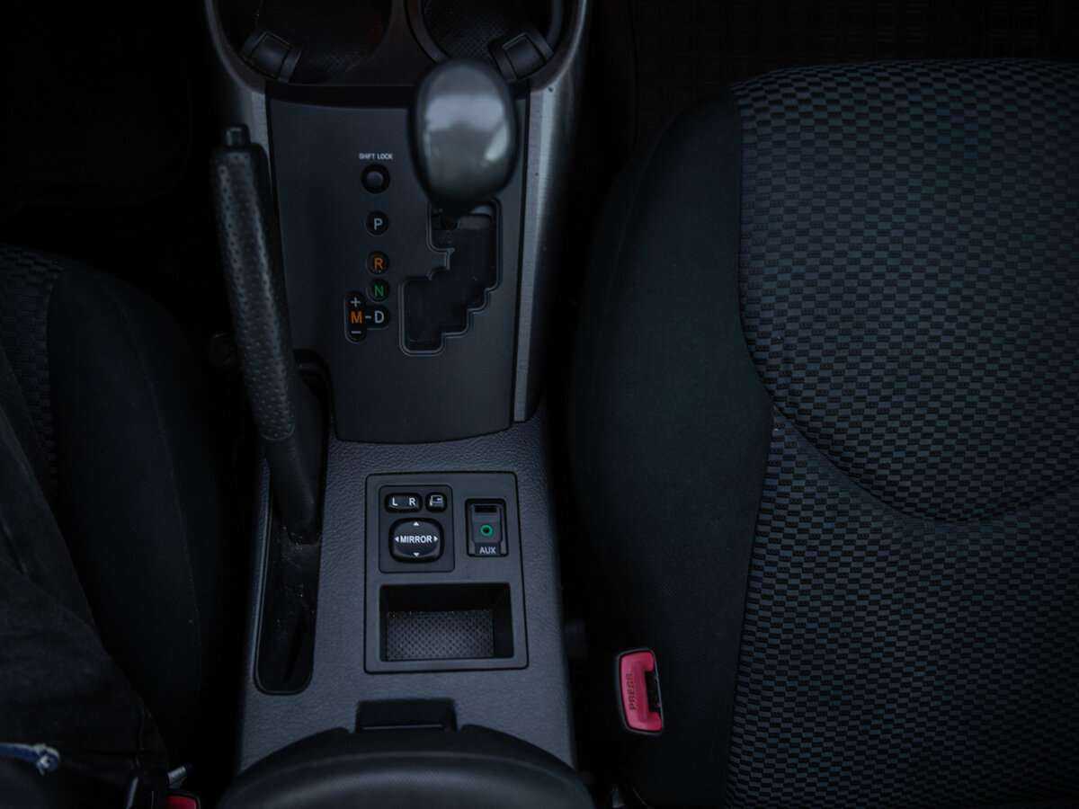 Toyota RAV4 2012 года с пробегом. Фото: #13