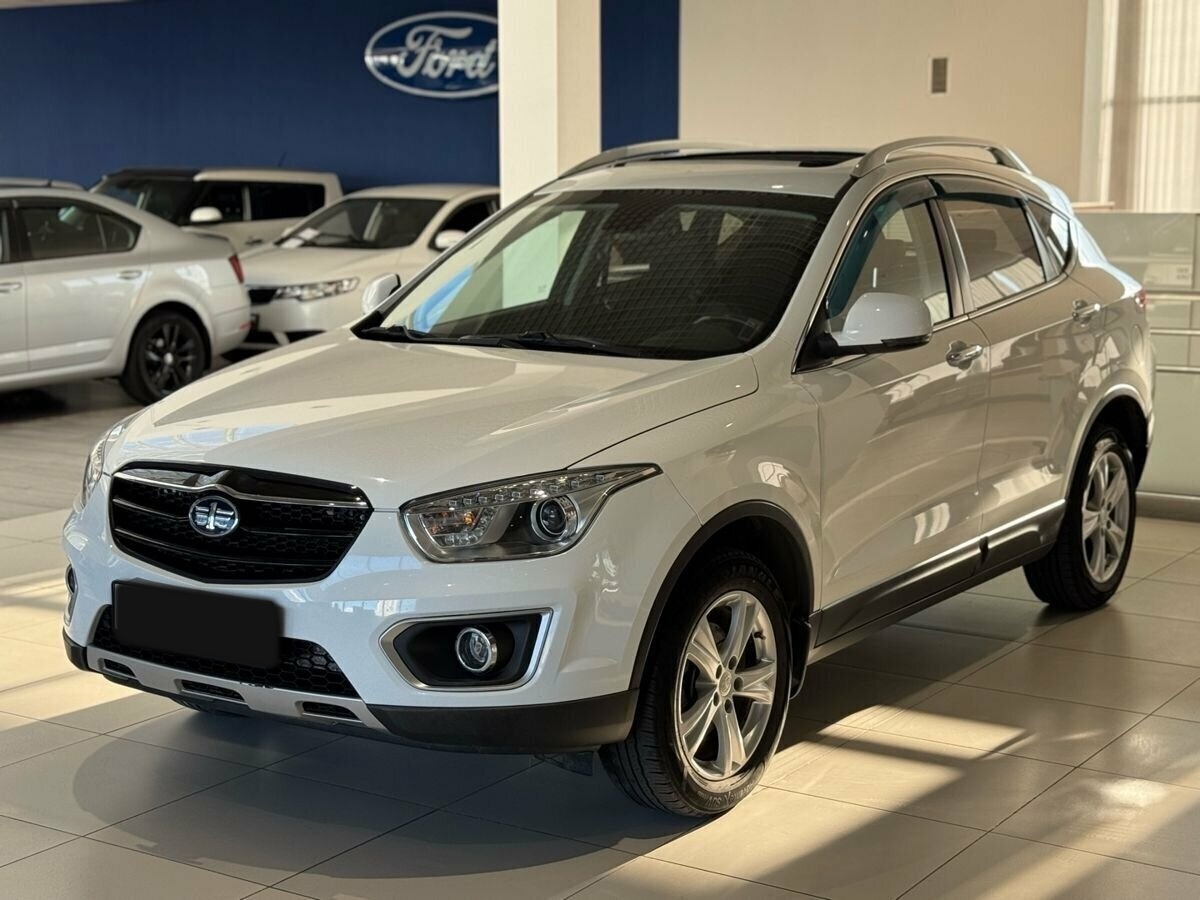 FAW Besturn X80 2017 года с пробегом. Посмотреть фото