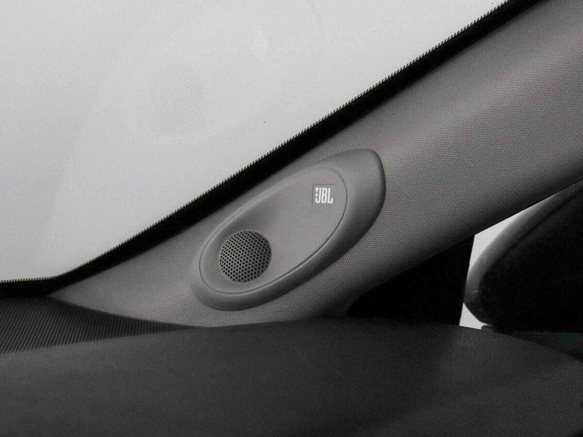 Toyota Camry 2020 года с пробегом. Фото: #13