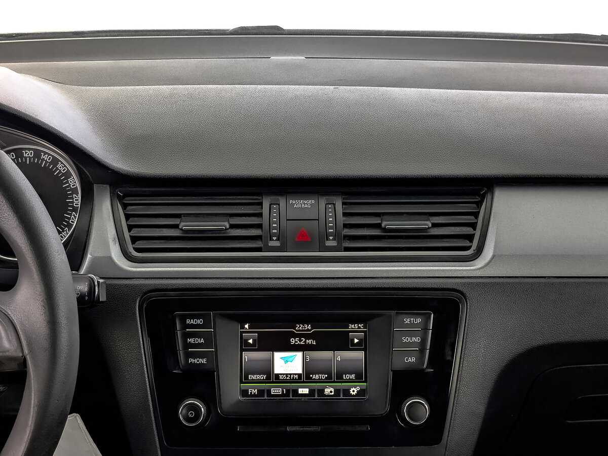 Skoda Rapid 2017 года с пробегом. Фото: #16