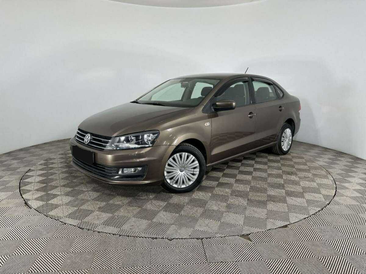 Volkswagen Polo 2016 года с пробегом. Посмотреть фото