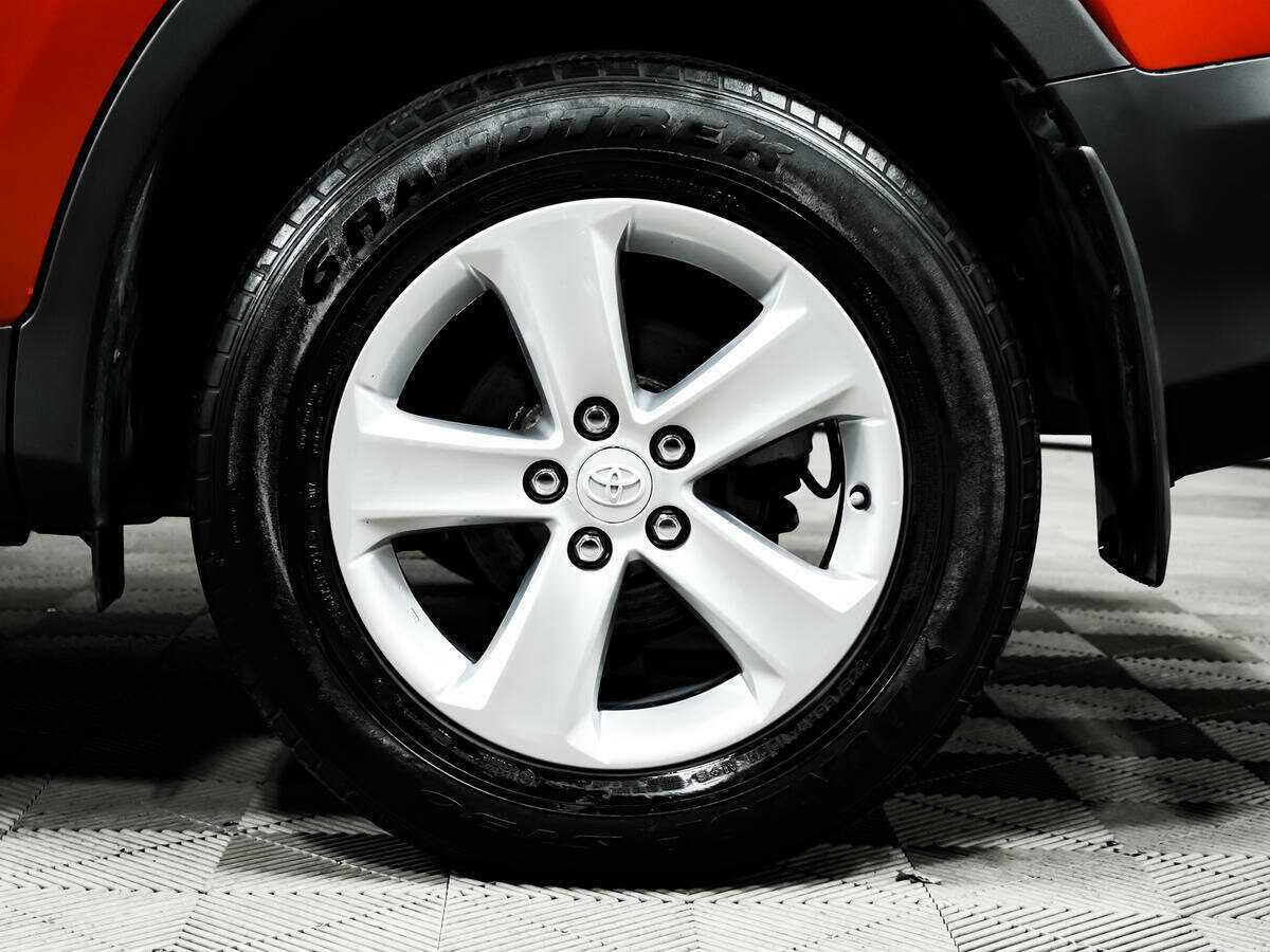 Toyota RAV4 2014 года с пробегом. Фото: #13