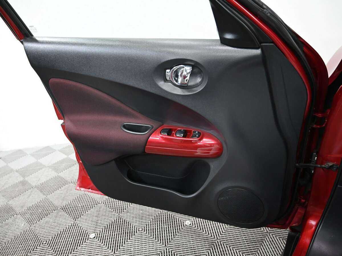 Nissan Juke 2013 года с пробегом. Фото: #12