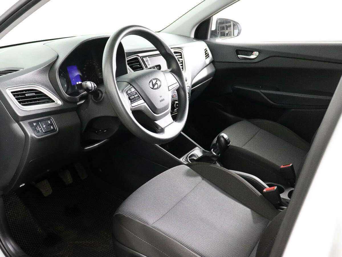 Hyundai Solaris 2020 года с пробегом. Фото: #7