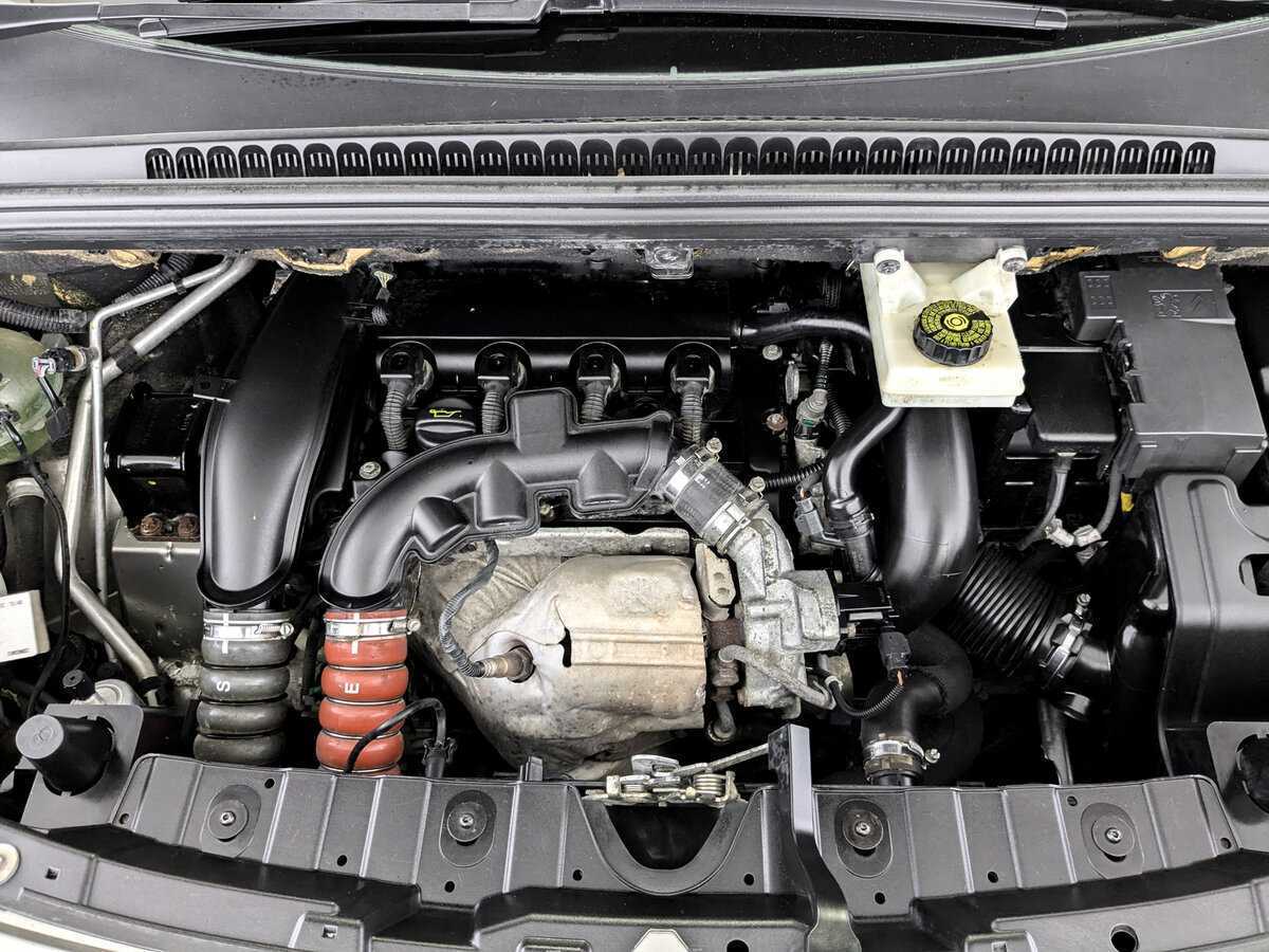 Peugeot 3008 2012 года с пробегом. Фото: #8