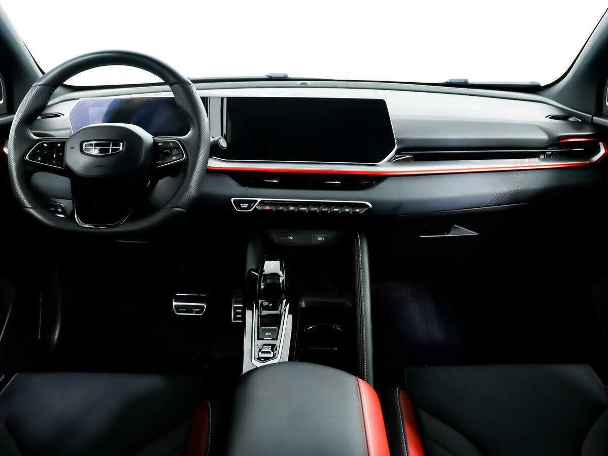 Geely Coolray 2023 года с пробегом. Фото: #10