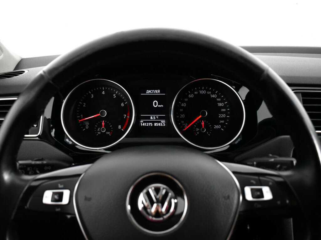 Volkswagen Jetta 2016 года с пробегом. Фото: #10