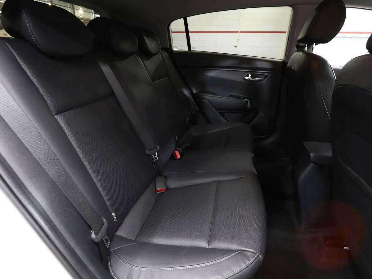 Kia Rio 2018 года с пробегом. Фото: #10