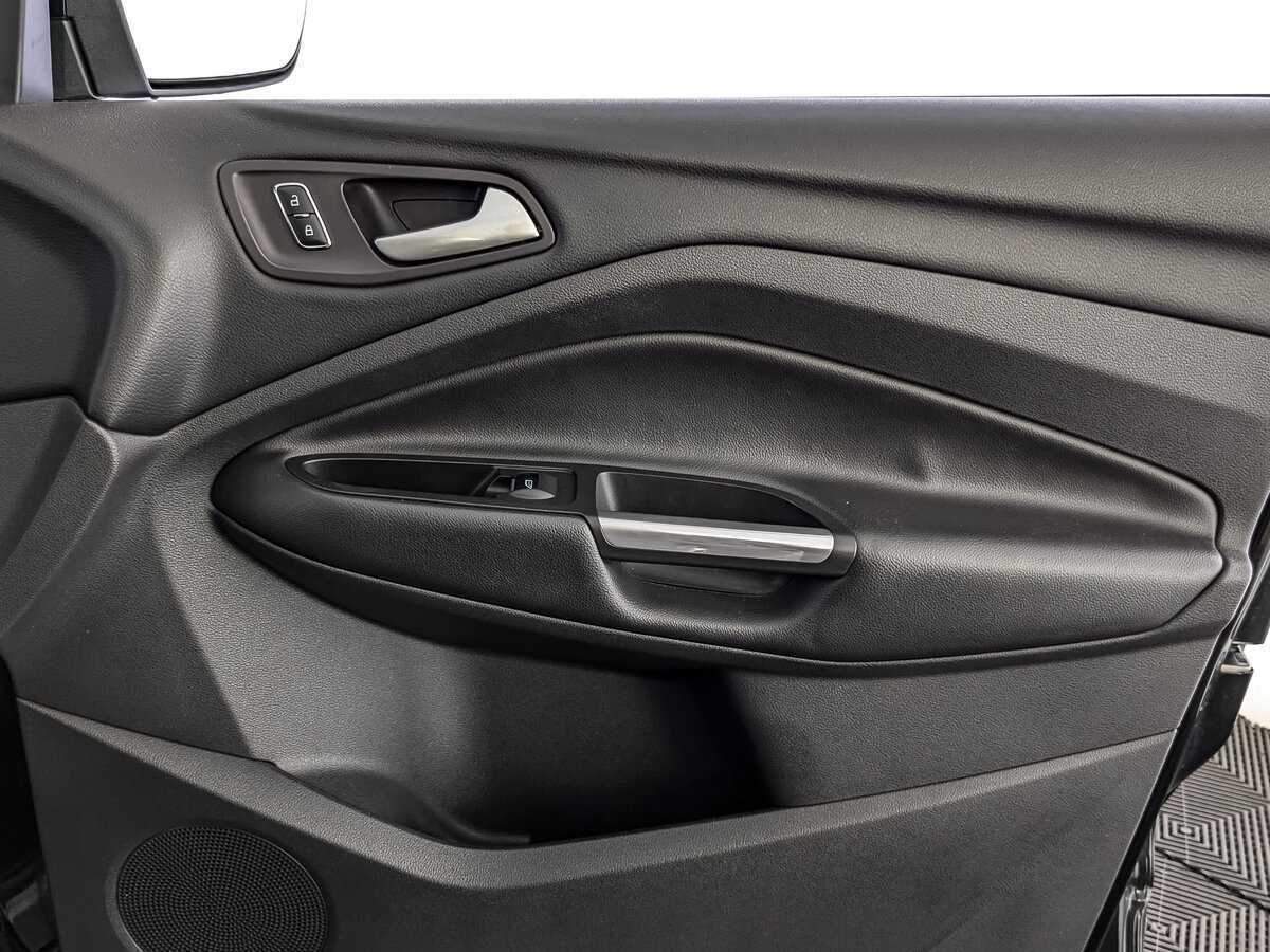 Ford Kuga 2014 года с пробегом. Фото: #18