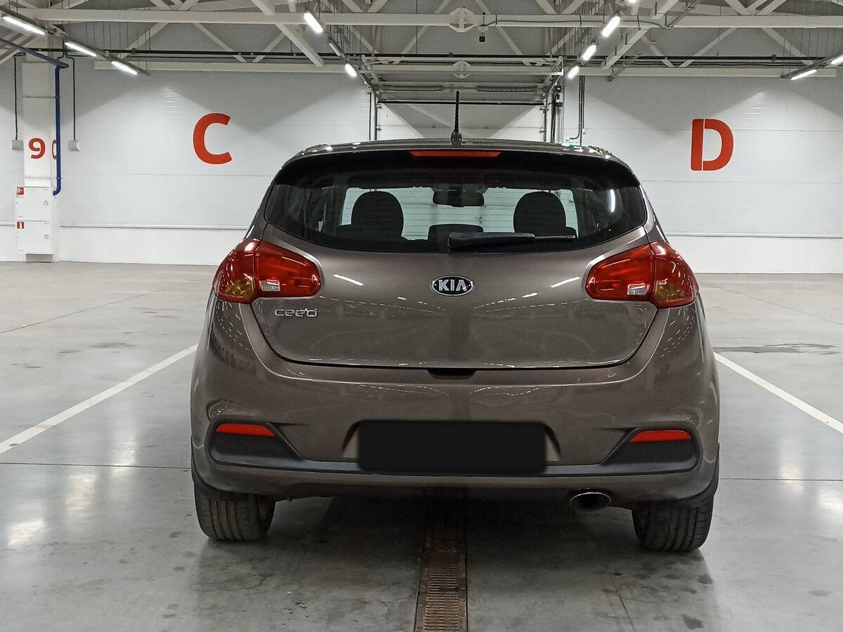 Kia Ceed 2013 года с пробегом. Фото: #5