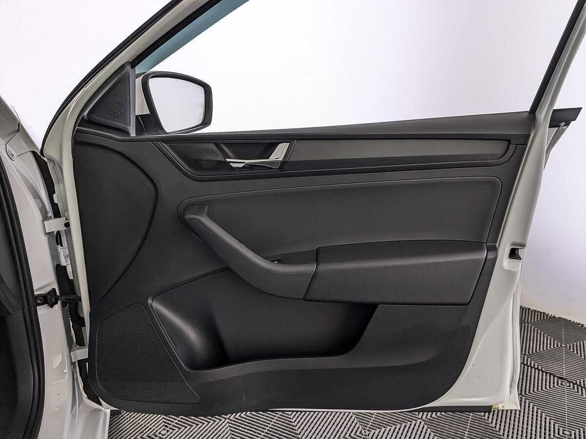 Skoda Rapid 2019 года с пробегом. Фото: #24