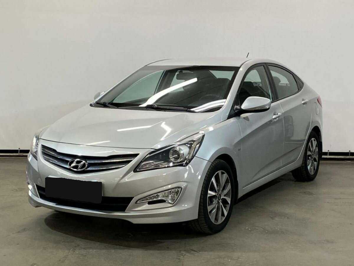 Hyundai Solaris 2015 года с пробегом. Посмотреть фото