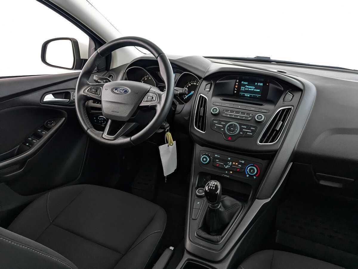 Ford Focus 2018 года с пробегом. Фото: #21