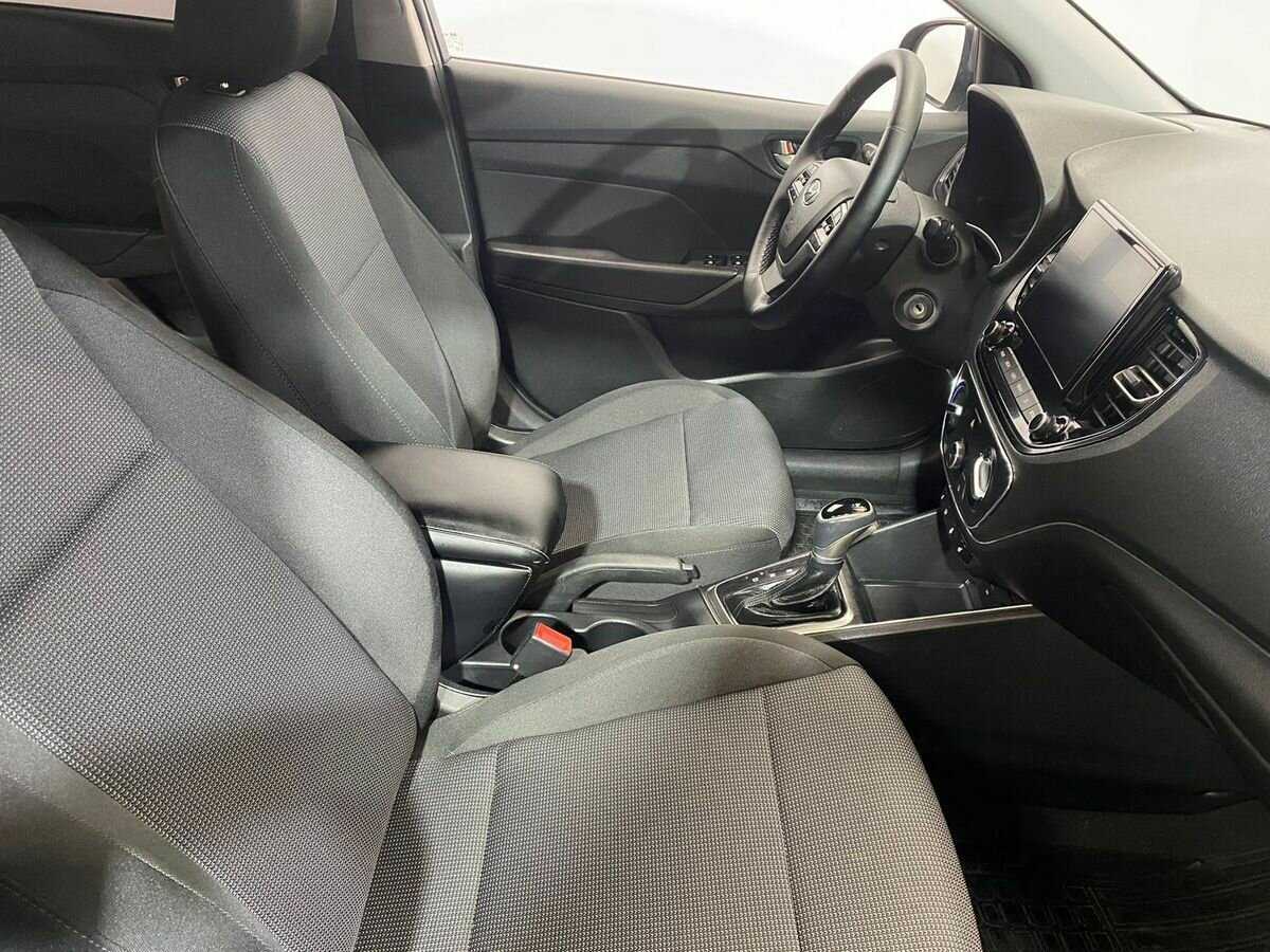 Hyundai Solaris 2022 года с пробегом. Фото: #9