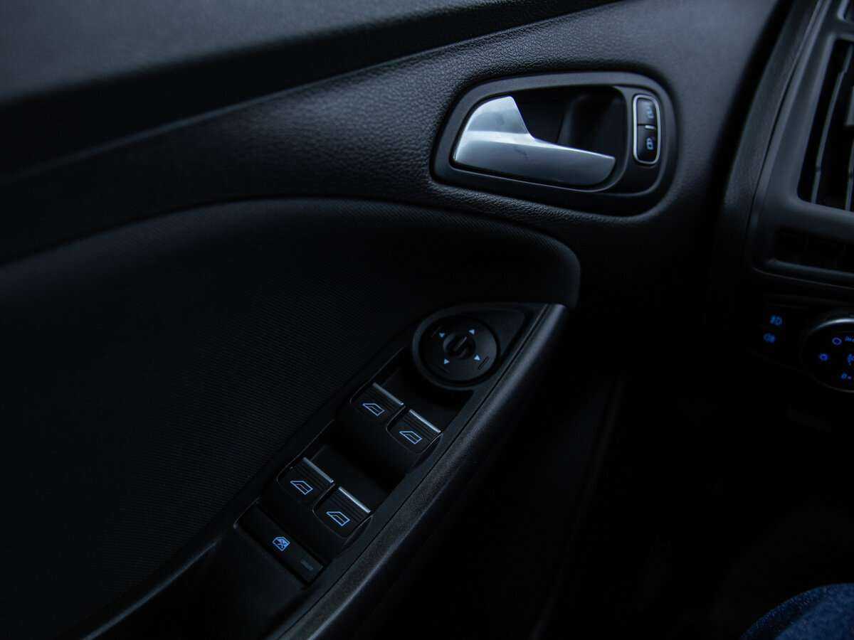 Ford Focus 2015 года с пробегом. Фото: #11