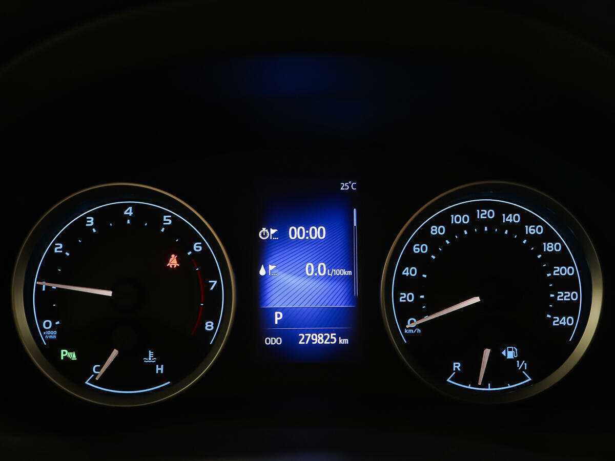 Toyota Corolla 2017 года с пробегом. Фото: #11