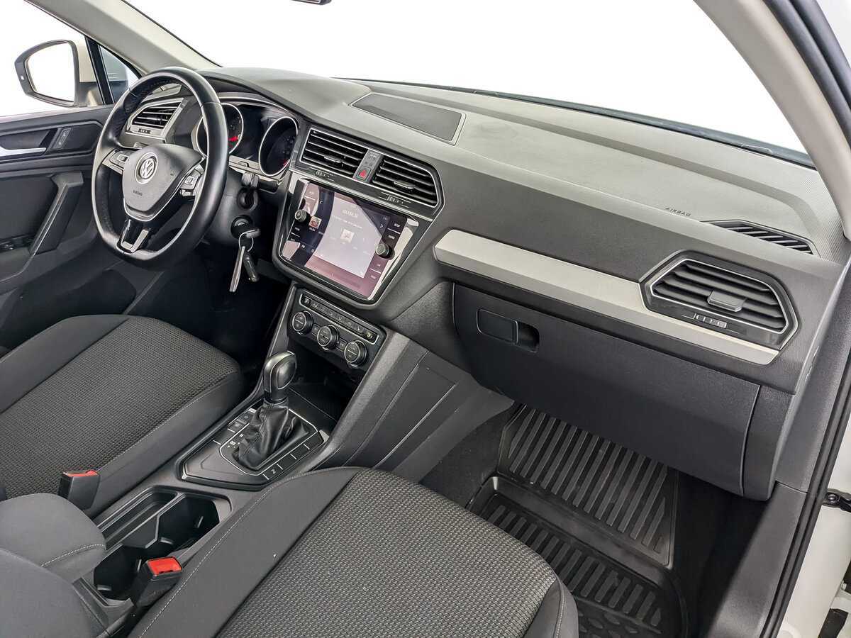 Volkswagen Tiguan 2020 года с пробегом. Фото: #10