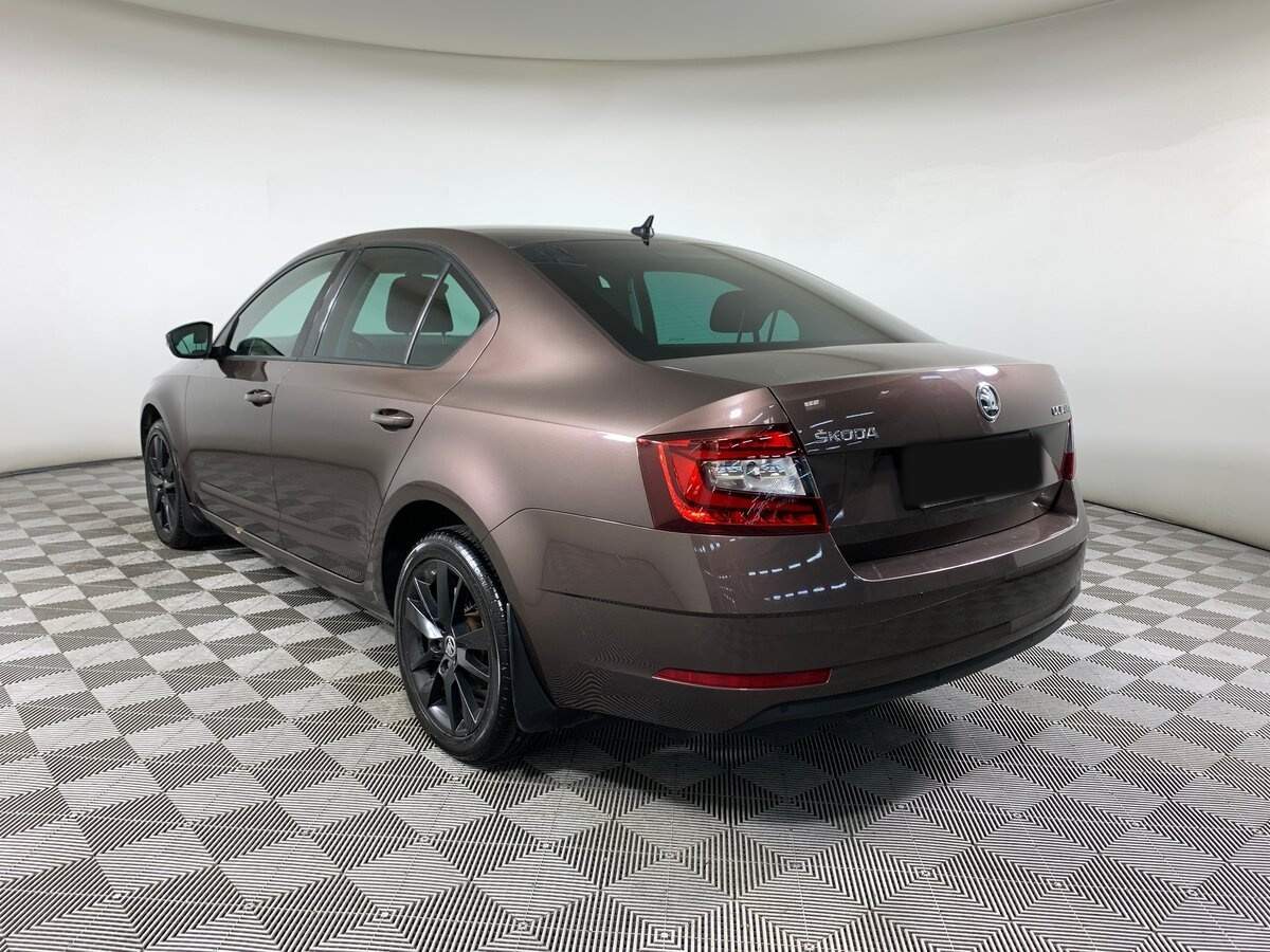 Skoda Octavia 2018 года с пробегом. Фото: #6