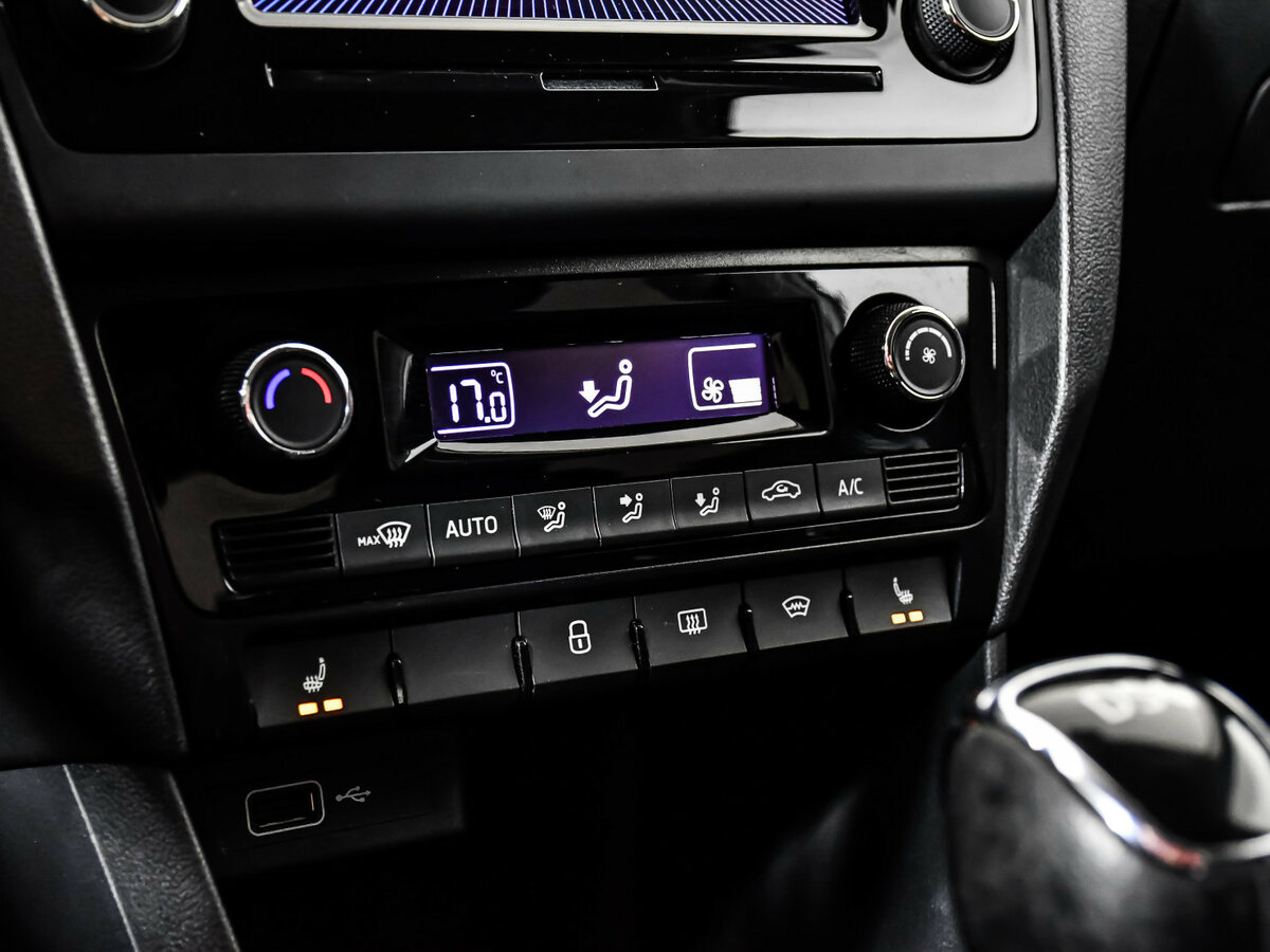 Skoda Rapid 2018 года с пробегом. Фото: #11