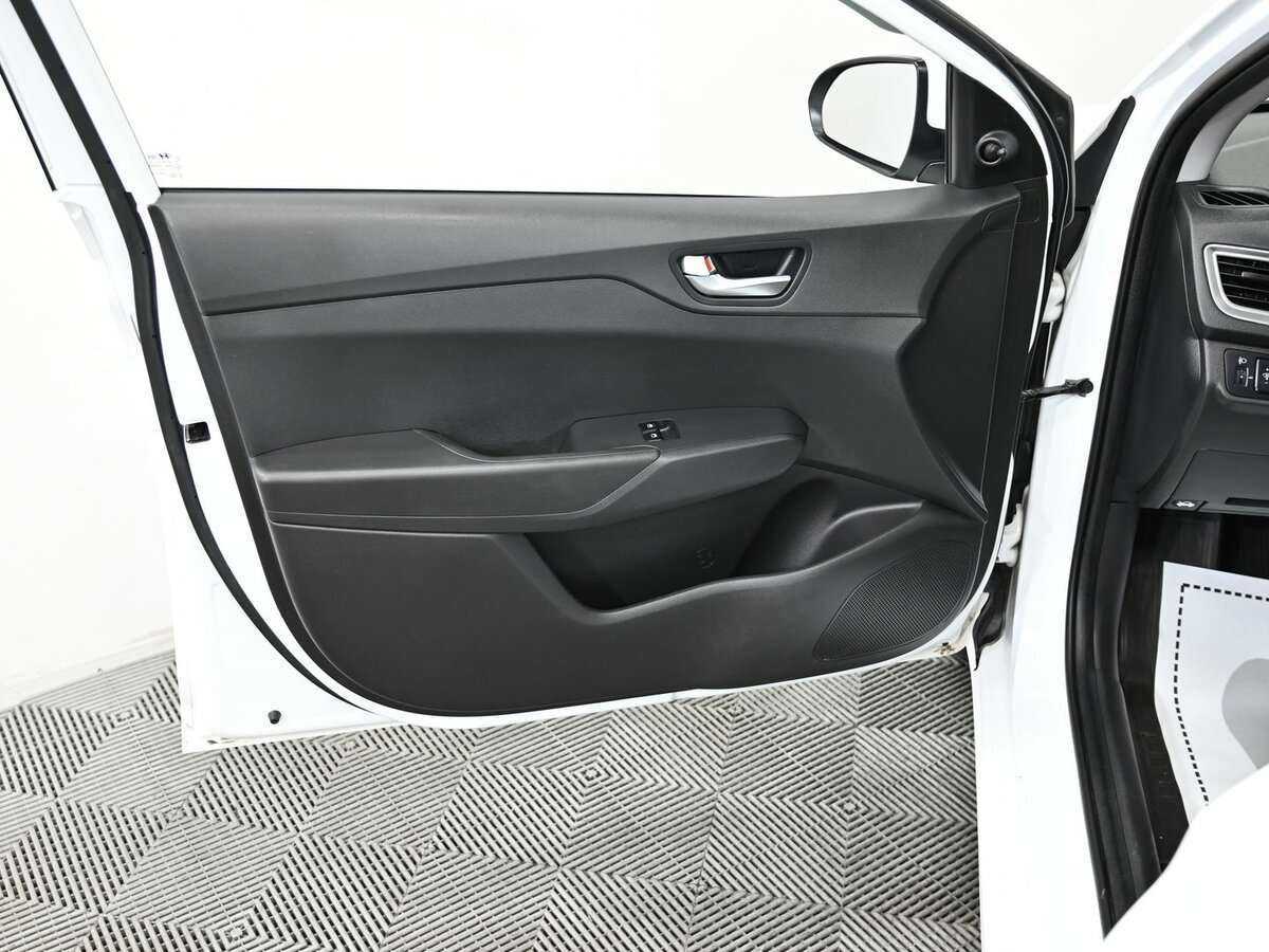 Hyundai Solaris 2020 года с пробегом. Фото: #4