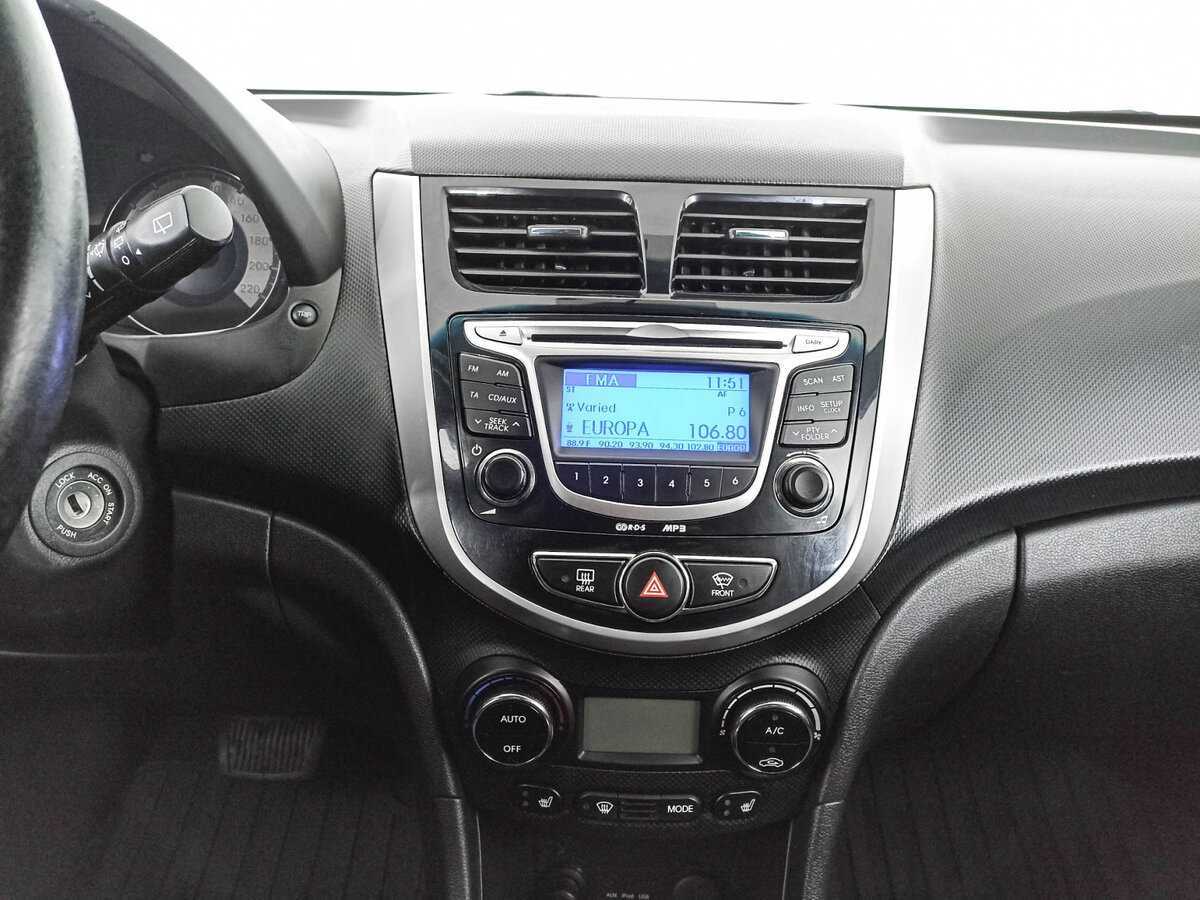 Hyundai Solaris 2012 года с пробегом. Фото: #12