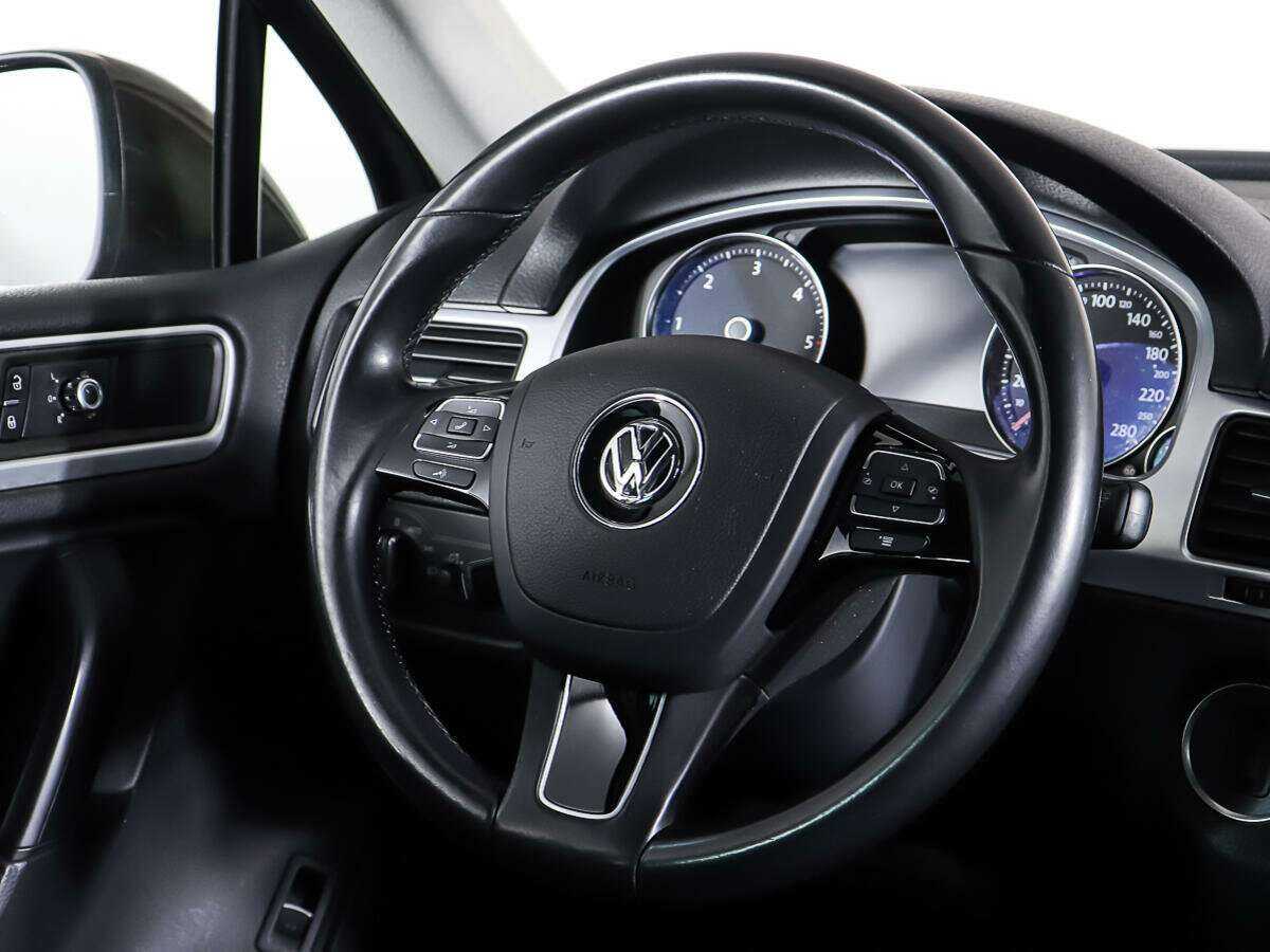 Volkswagen Touareg 2013 года с пробегом. Фото: #14