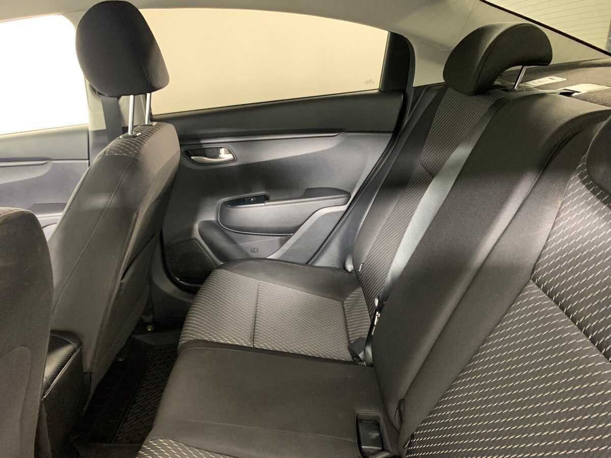 Kia Rio 2017 года с пробегом. Фото: #18