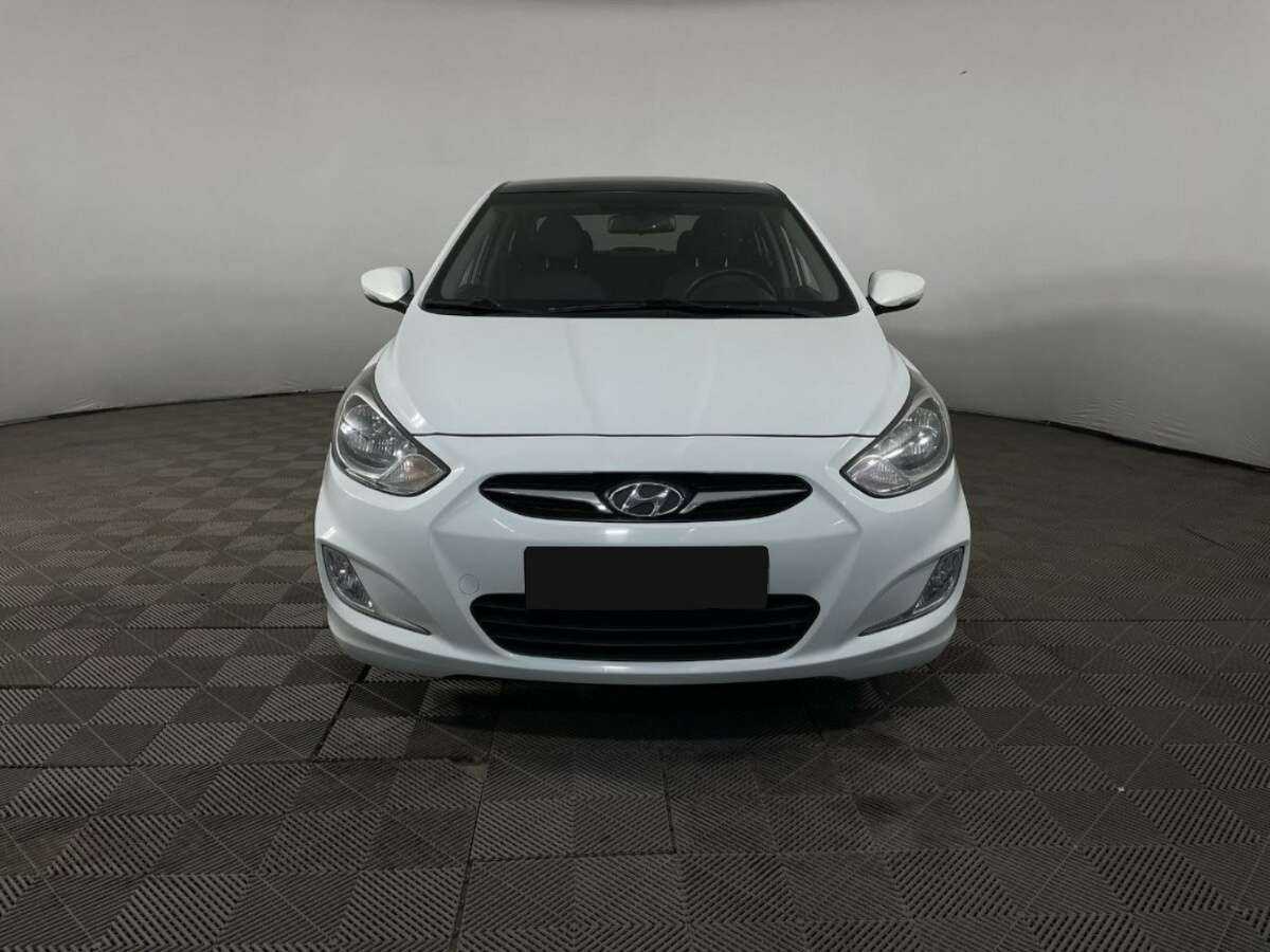 Hyundai Solaris 2012 года с пробегом. Фото: #1