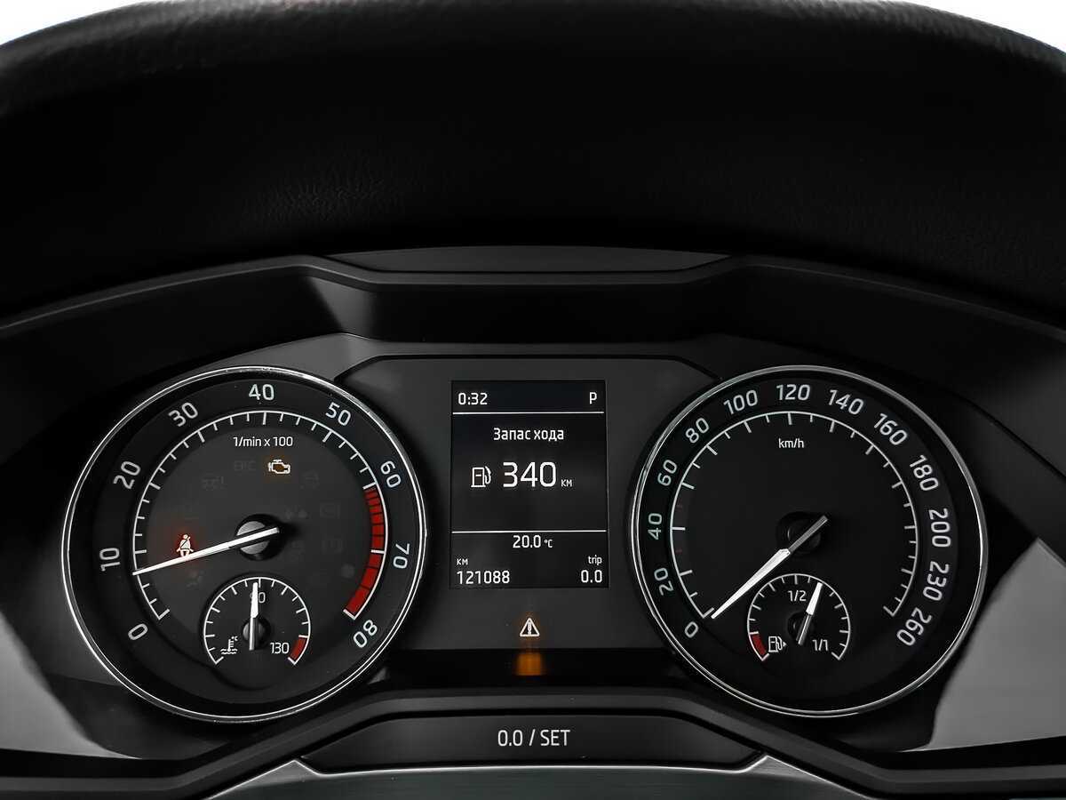 Skoda Superb 2019 года с пробегом. Фото: #14