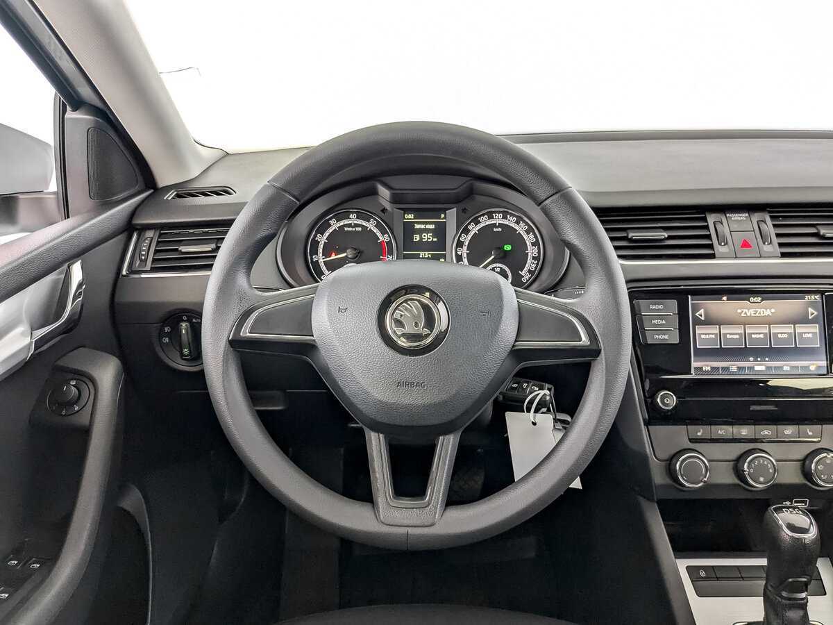 Skoda Octavia 2018 года с пробегом. Фото: #20