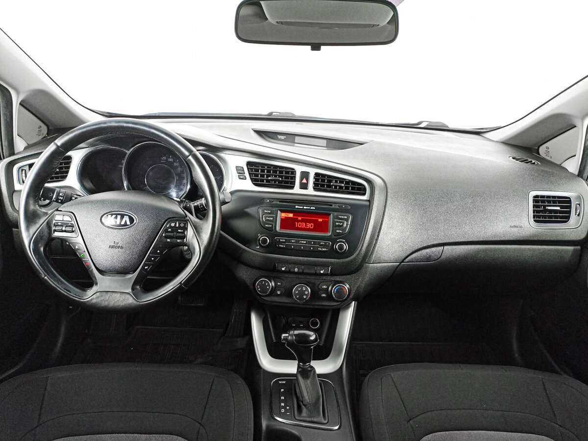 Kia Ceed 2012 года с пробегом. Фото: #11