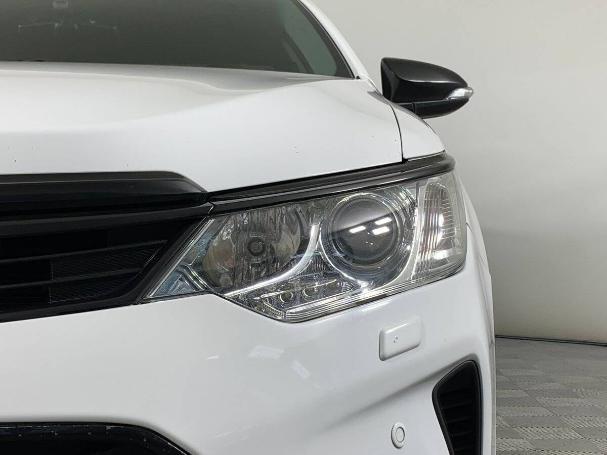 Toyota Camry 2017 года с пробегом. Фото: #9