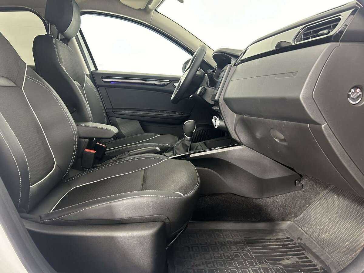 Renault Arkana 2021 года с пробегом. Фото: #13