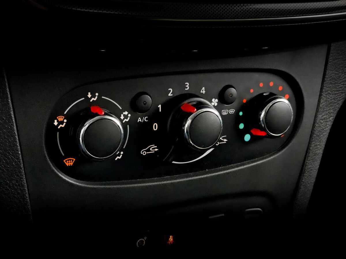 Renault Sandero 2018 года с пробегом. Фото: #24