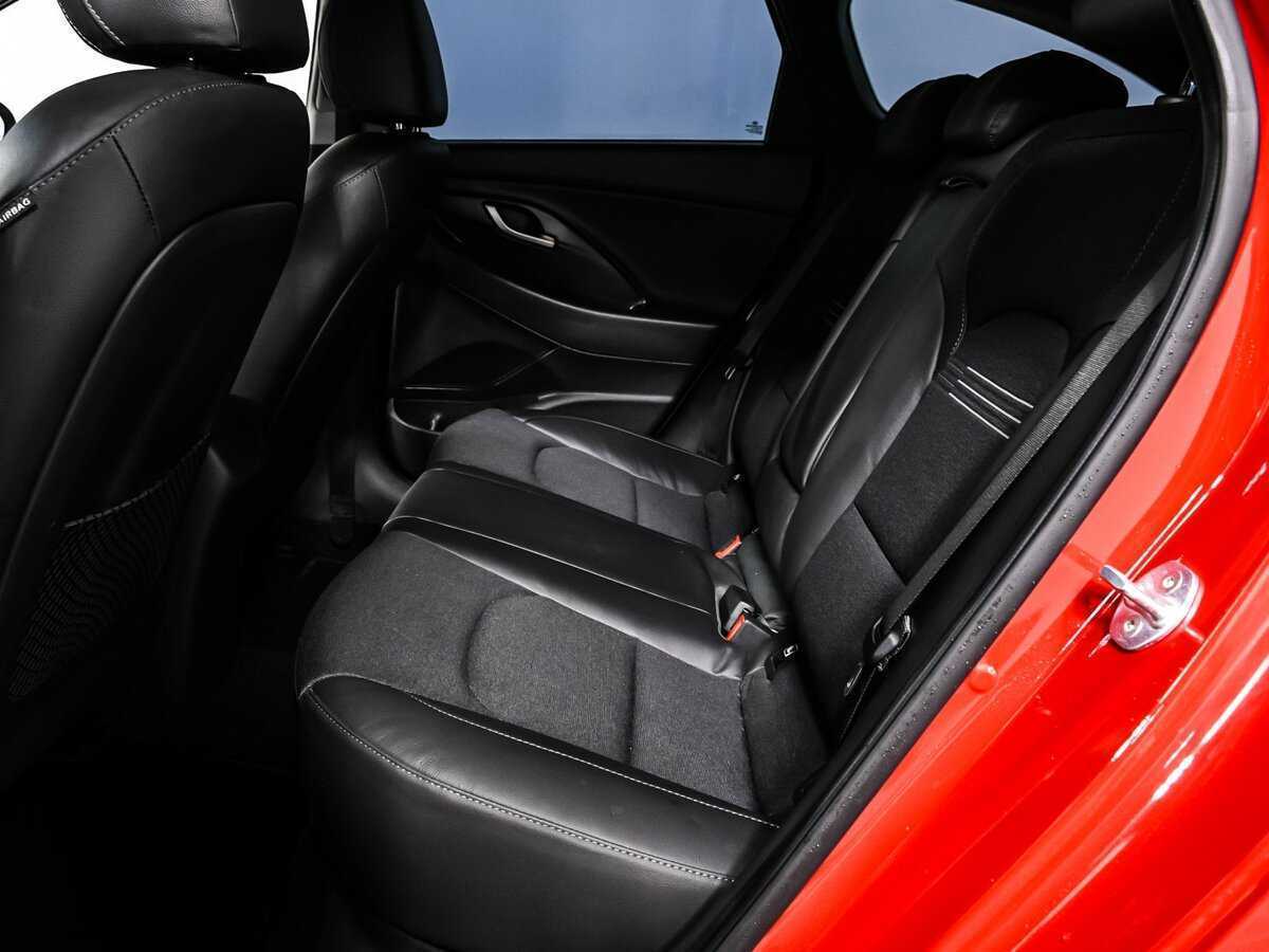 Hyundai i30 2022 года с пробегом. Фото: #12