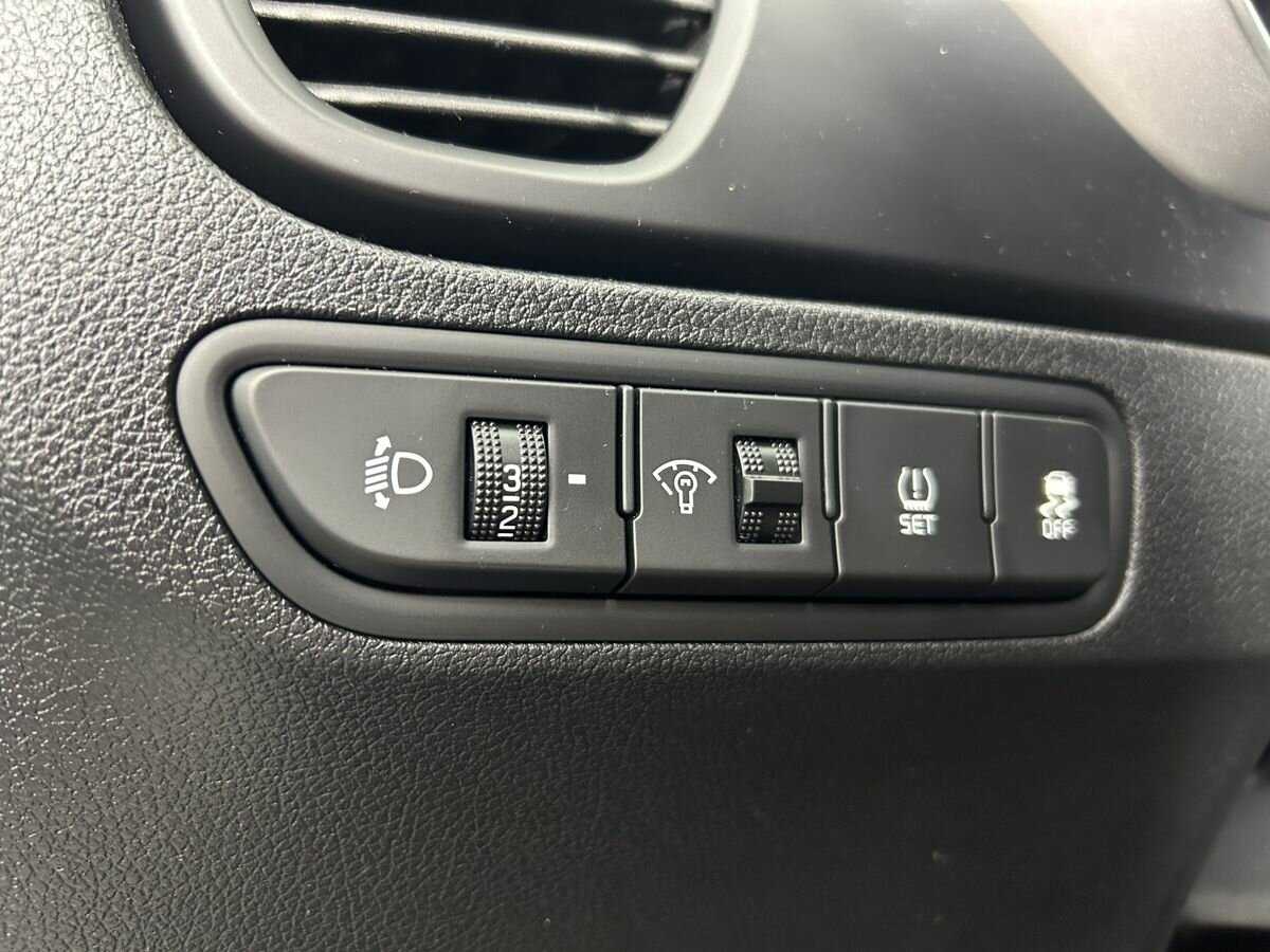 Kia Rio 2021 года с пробегом. Фото: #8