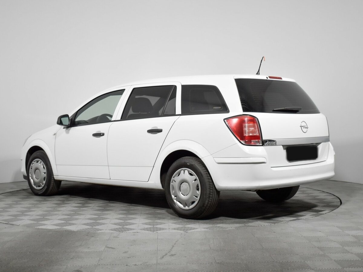 Opel Astra 2013 года с пробегом. Фото: #6