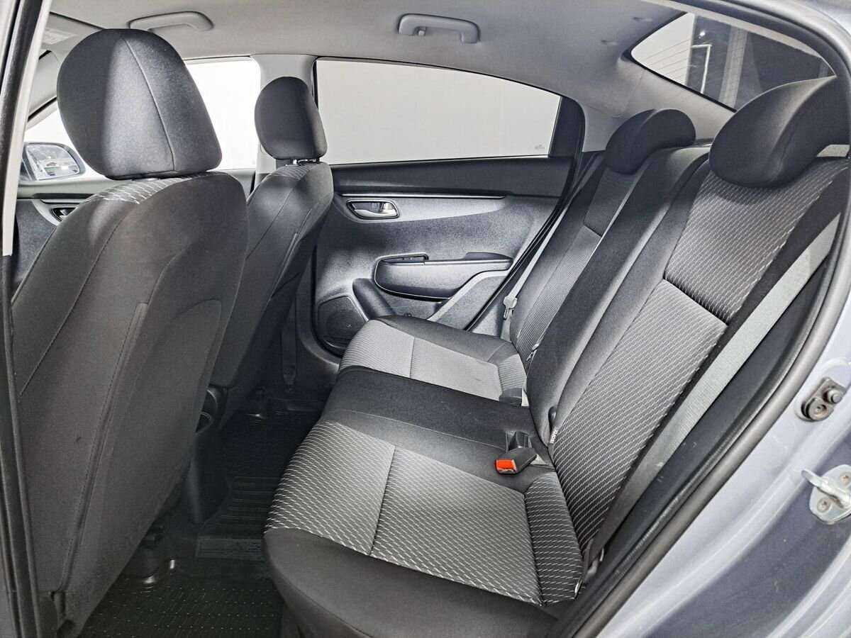 Kia Rio 2018 года с пробегом. Фото: #7