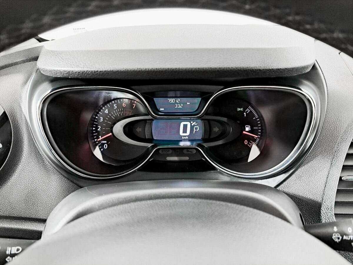 Renault Kaptur 2017 года с пробегом. Фото: #9