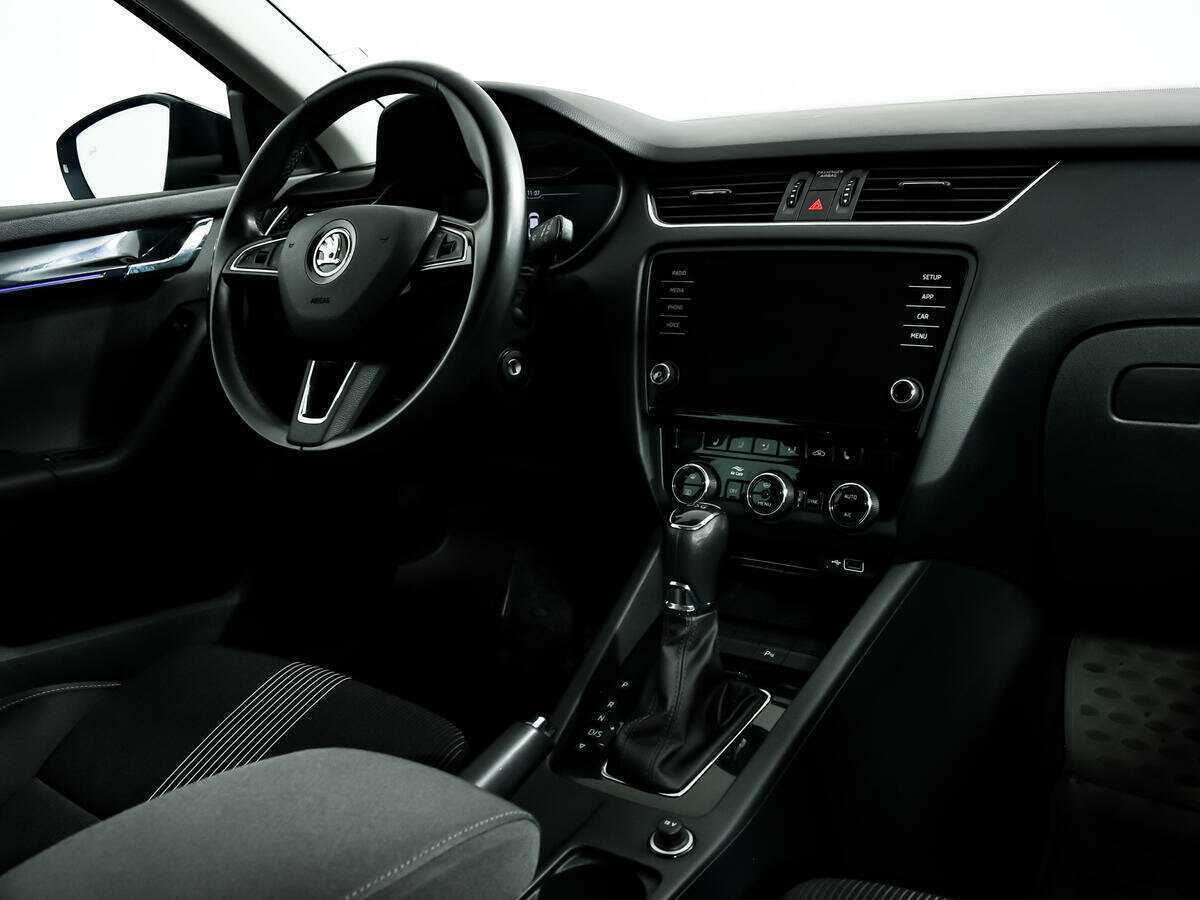 Skoda Octavia 2019 года с пробегом. Фото: #8