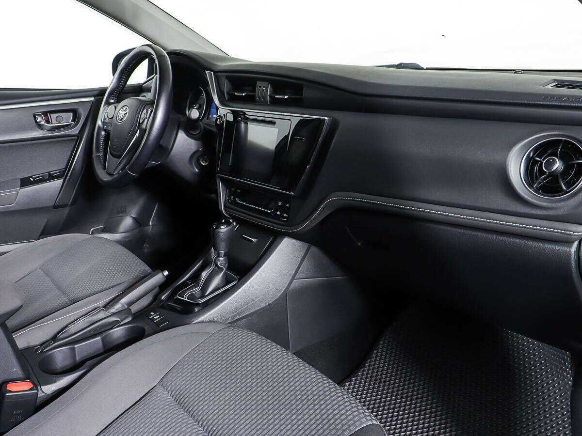 Toyota Corolla 2016 года с пробегом. Фото: #7