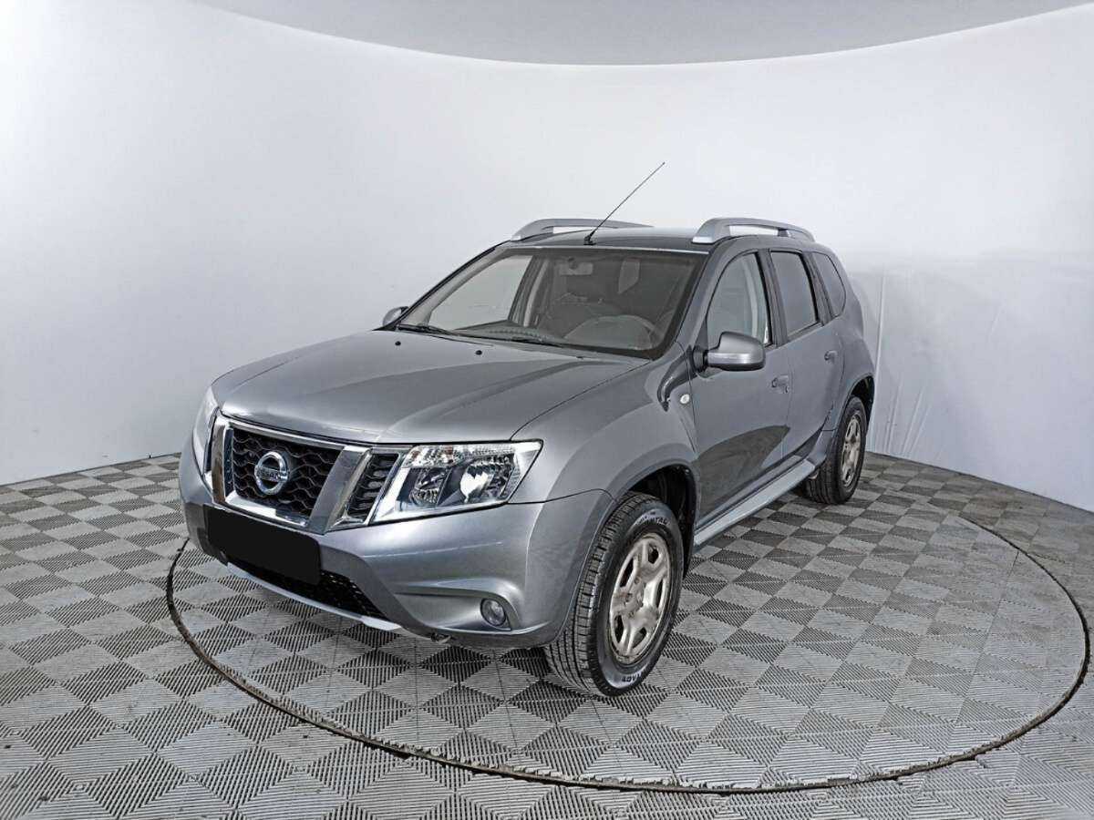 Nissan Terrano 2017 года с пробегом. Посмотреть фото
