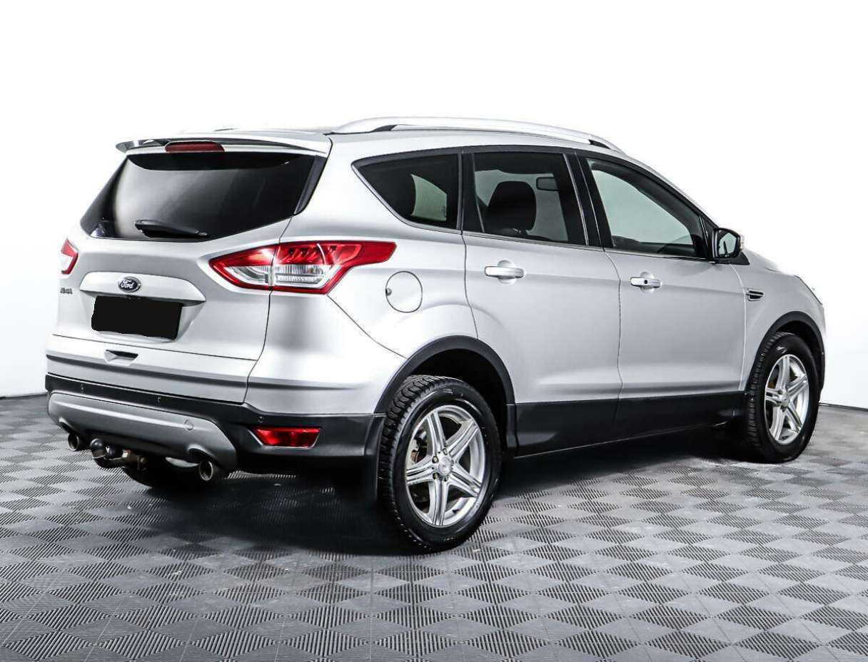 Ford Kuga 2013 года с пробегом. Фото: #4