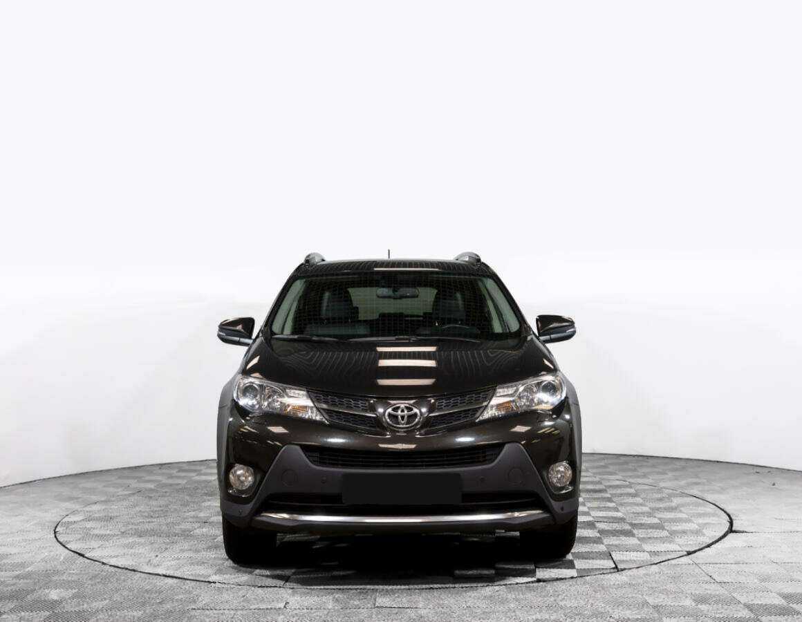 Toyota RAV4 2015 года с пробегом. Посмотреть фото