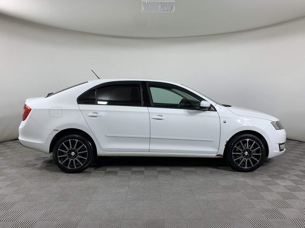 Skoda Rapid 2016 года с пробегом. Фото: #3