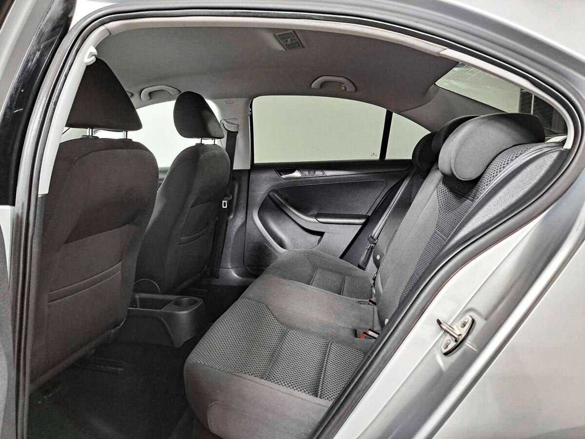 Volkswagen Jetta 2014 года с пробегом. Фото: #7