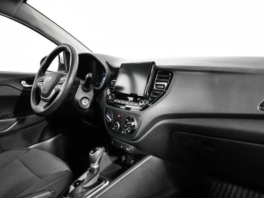 Hyundai Solaris 2021 года с пробегом. Фото: #8